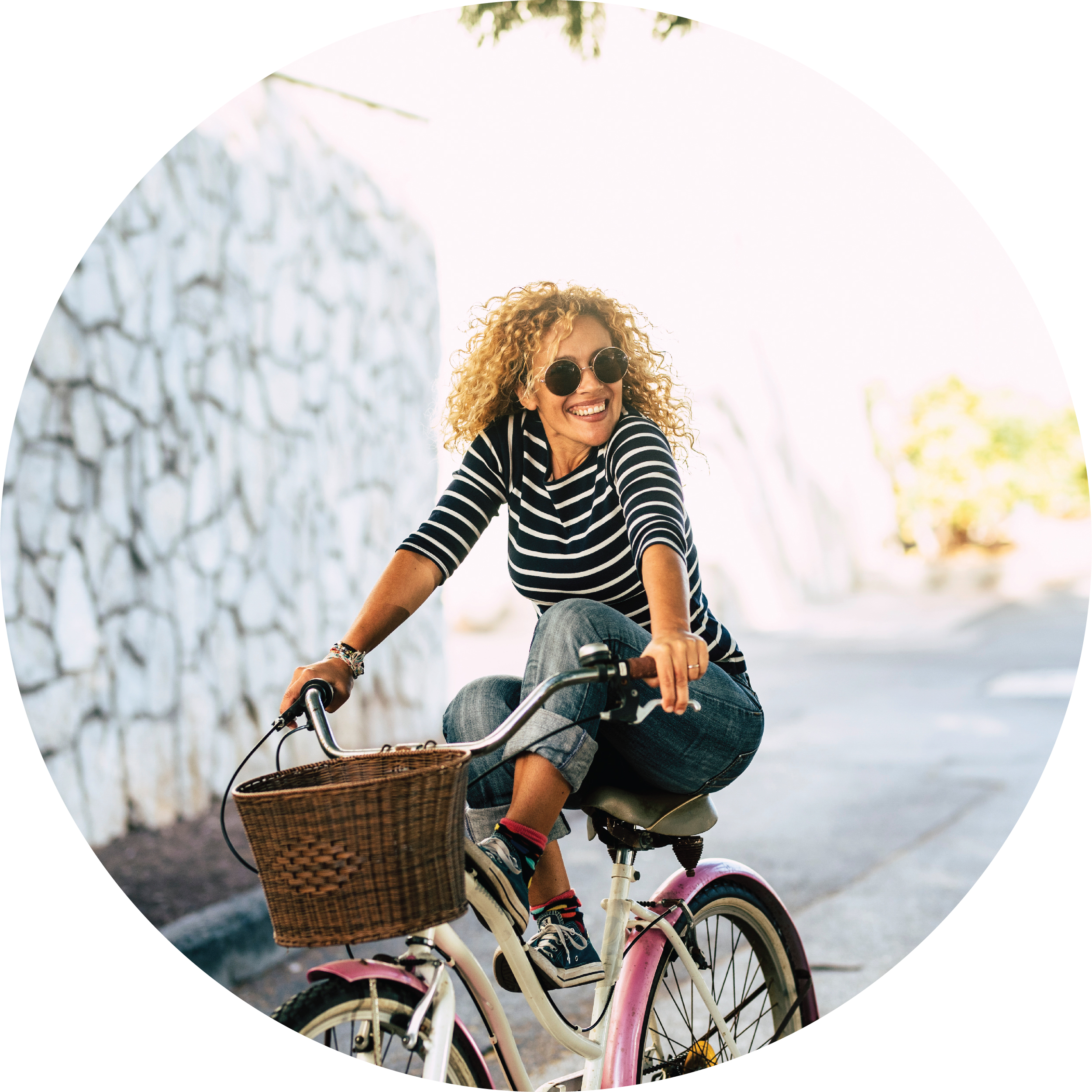 Lady on bike - Circle
