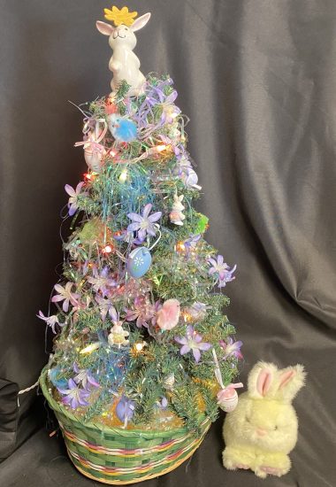 MiniTree3 - Friends of the Foundation - Easter Bunny
